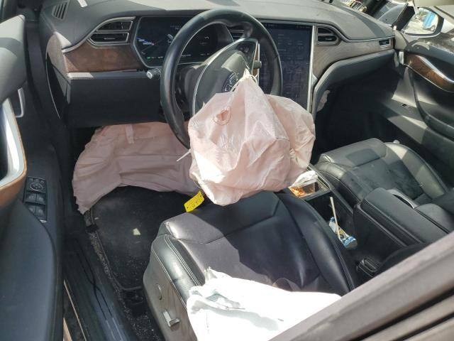 Photo 8 from auction – 2017 TESLA MODEL X with VIN 5YJXCBE20HF063365