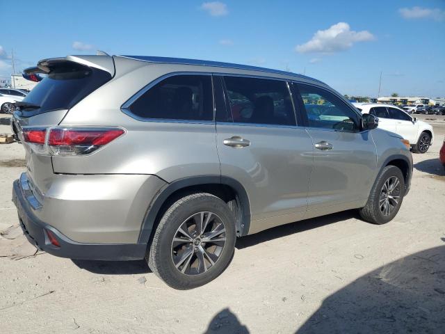 Zdjęcie 3 z aukcji – 2016 TOYOTA HIGHLANDER z VIN 5TDKKRFH9GS501383