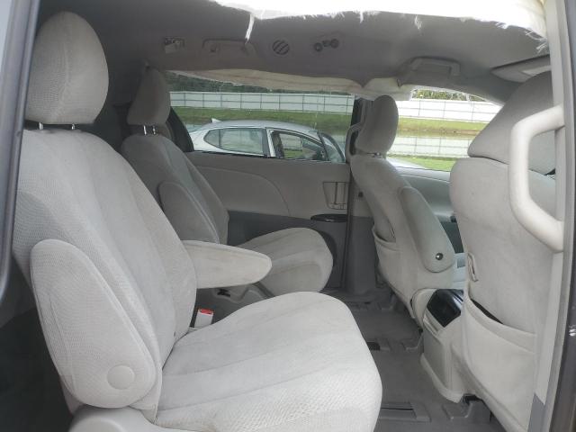 Photo 11 from auction – 2011 TOYOTA SIENNA LE with VIN 5TDJK3DC2BS014275