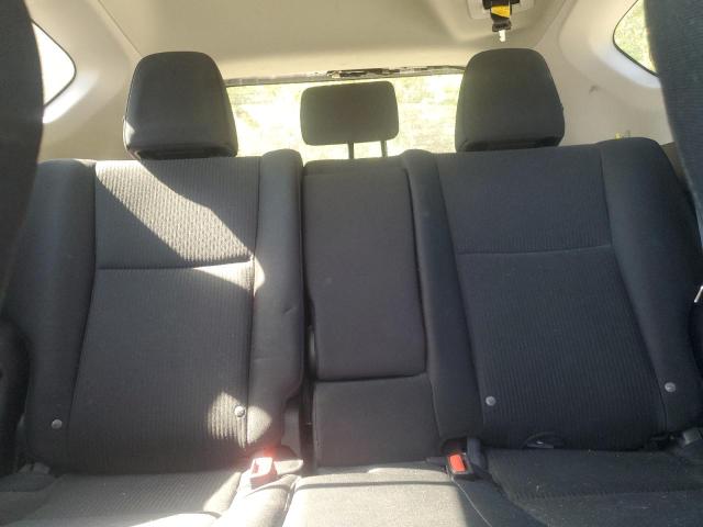 Photo 10 from auction – 2017 TOYOTA RAV4 LE with VIN 2T3BFREV5HW595953
