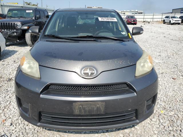 صورة رقم 5 من المزاد - 2008 TOYOTA SCION XD مع VIN JTKKU10488J024261