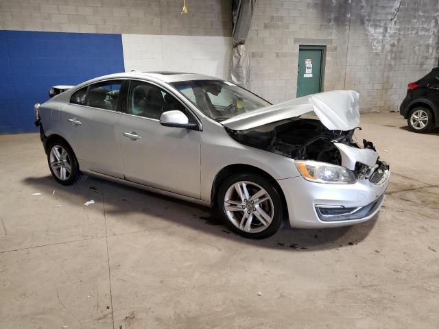 Photo 4 from auction – 2015 VOLVO S60 PREMIE with VIN YV126MFKXF1353379