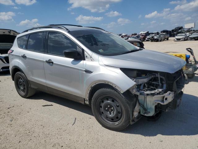 Photo 4 from auction – 2018 FORD ESCAPE S with VIN 1FMCU0F72JUA30502