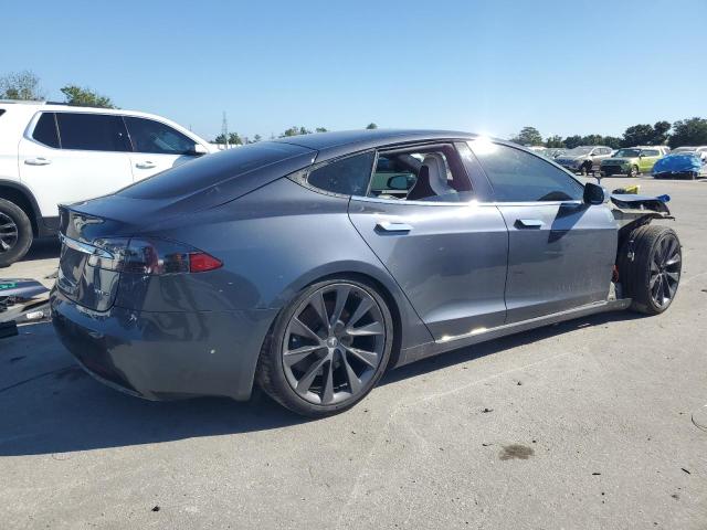Photo 3 from auction – 2019 TESLA MODEL S with VIN 5YJSA1E27KF305179