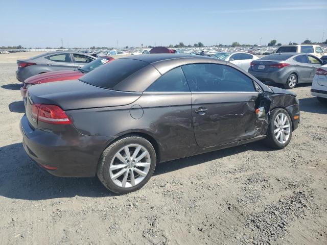 Photo 3 from auction – 2013 VOLKSWAGEN EOS KOMFOR with VIN WVWBW8AH8DV004008