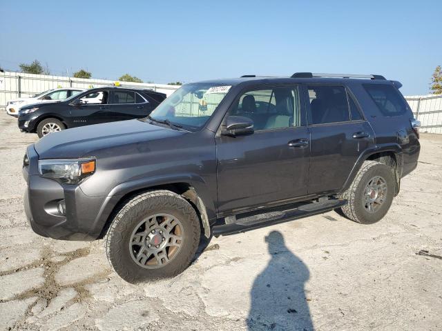 Photo 1 from auction – 2019 TOYOTA 4RUNNER SR with VIN JTEBU5JR3K5688620