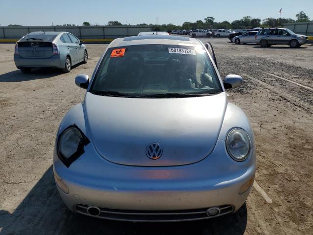 Photo 5 from auction – 2001 VOLKSWAGEN NEW BEETLE with VIN 3VWCB21C91M454965