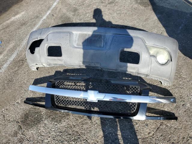 Photo 12 from auction – 2003 CHEVROLET AVALANCHE with VIN 3GNEK13T33G280404