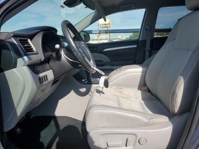 Photo 7 from auction – 2017 TOYOTA HIGHLANDER with VIN 5TDBZRFH6HS432830