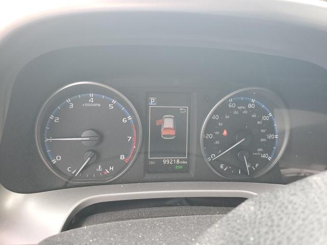 Photo 9 from auction – 2018 TOYOTA RAV4 ADVEN with VIN JTMRFREV4JD229743