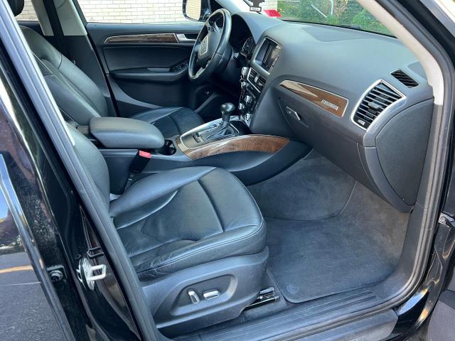 Photo 5 from auction – 2017 AUDI Q5 PREMIUM with VIN WA1C2AFP7HA060276