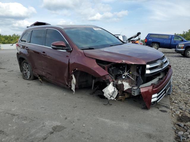 Foto 4 de la subasta – 2018 TOYOTA HIGHLANDER con VIN 5TDJZRFH9JS487158