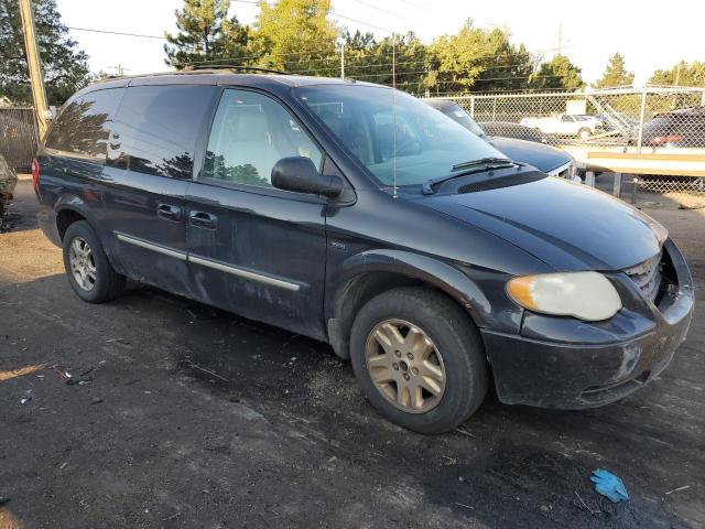 Photo 4 from auction – 2007 CHRYSLER TOWN AND C with VIN 2A4GP54L97R273668
