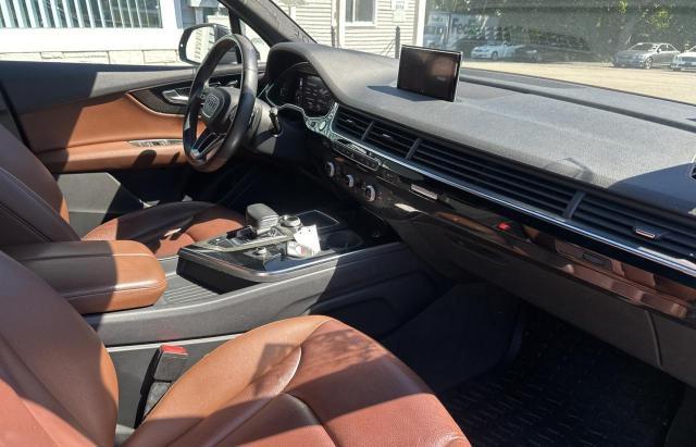 Photo 5 from auction – 2019 AUDI Q7 PREMIUM with VIN WA1LAAF73KD000052