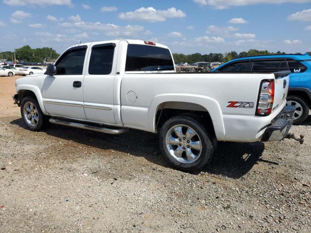 Photo 2 from auction – 2005 GMC NEW SIERRA with VIN 2GTEK19BX51228352