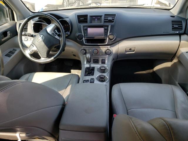 Zdjęcie 8 z aukcji – 2013 TOYOTA HIGHLANDER z VIN 5TDBK3EH0DS207042