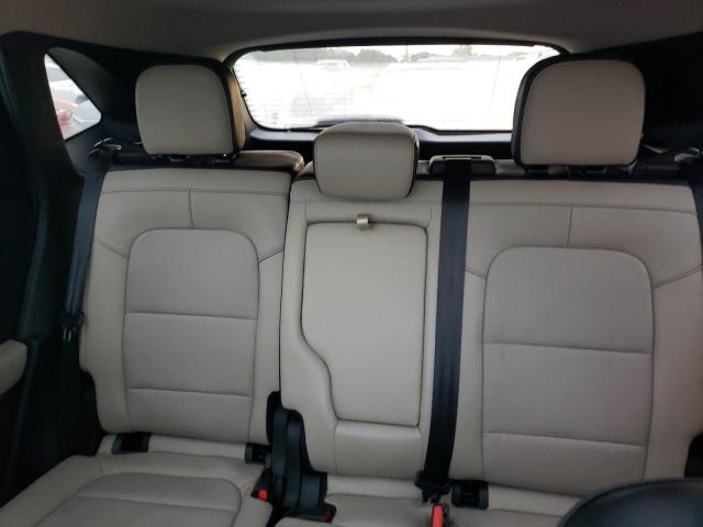Photo 10 from auction – 2020 FORD ESCAPE TIT with VIN 1FMCU9J91LUA71915