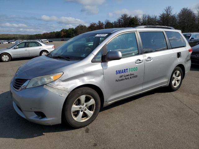 TOYOTA SIENNA LE 2011 with VIN 5TDKK3DC2BS014328 - Photo from auction