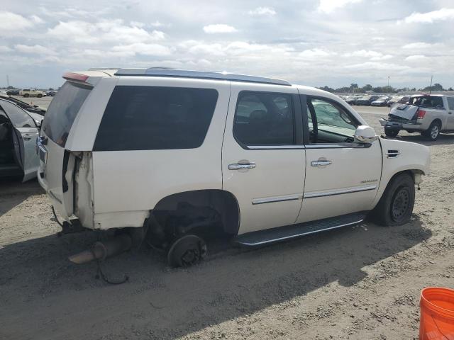 Zdjęcie 3 z aukcji – 2010 CADILLAC ESCALADE z VIN 1GYUKAEF0AR179484