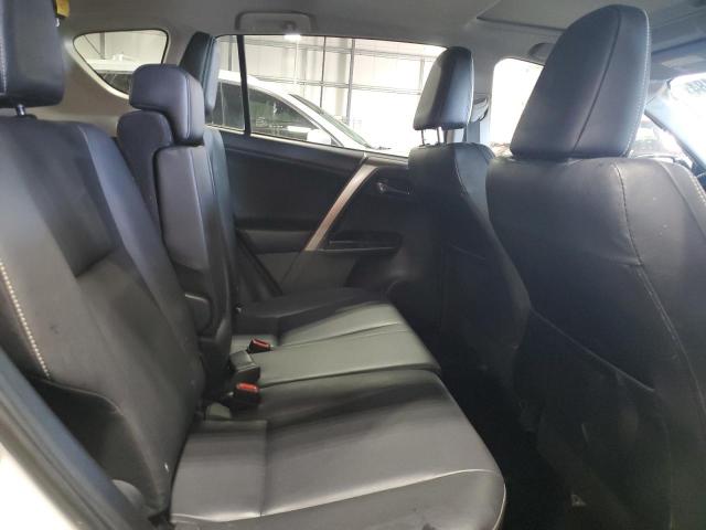 Photo 11 from auction – 2017 TOYOTA RAV4 LIMIT with VIN JTMDFREV3HJ160629