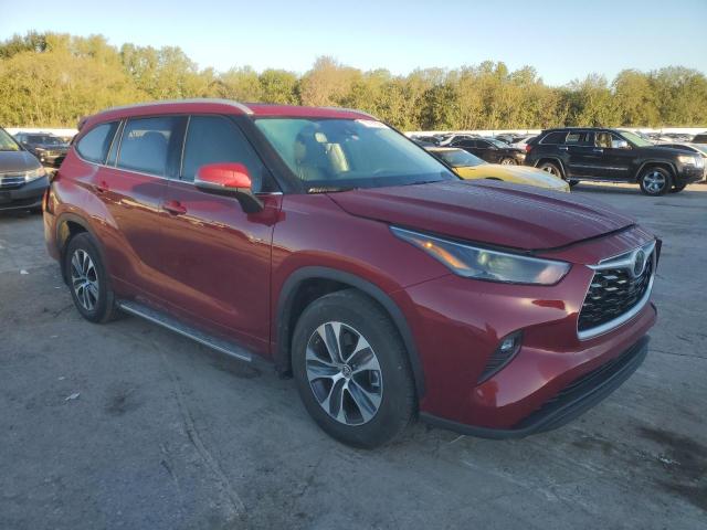 Photo 4 from auction – 2022 TOYOTA HIGHLANDER with VIN 5TDGZRAH0NS560800
