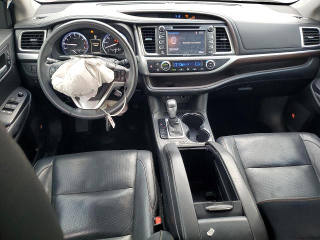 Photo 8 from auction – 2015 TOYOTA HIGHLANDER with VIN 5TDYKRFH0FS059960