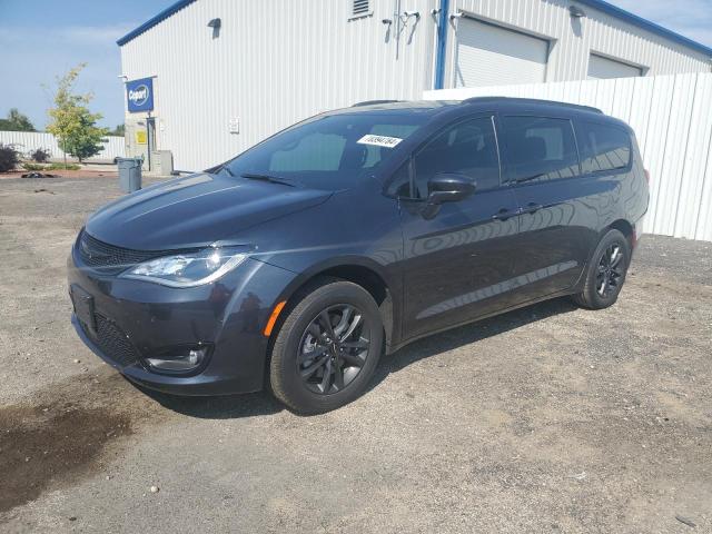 CHRYSLER PACIFICA T 2020 with VIN 2C4RC3BGXLR274004 - Photo from auction