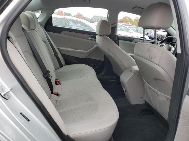 Photo 10 from auction – 2019 HYUNDAI SONATA SE with VIN 5NPE24AF7KH817000