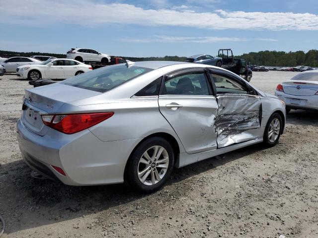 Photo 3 from auction – 2014 HYUNDAI SONATA GLS with VIN 5NPEB4AC6EH905045