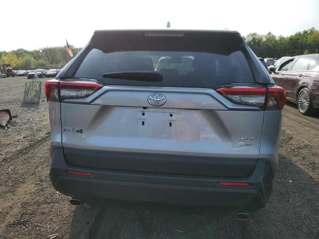 Photo 6 from auction – 2019 TOYOTA RAV4 XLE with VIN 2T3P1RFV2KC003601
