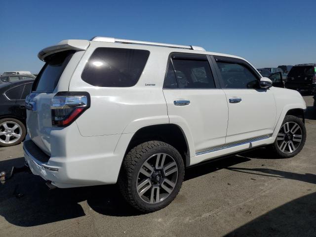 Photo 3 from auction – 2019 TOYOTA 4RUNNER SR with VIN JTEBU5JR2K5718822