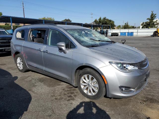 Photo 4 from auction – 2017 CHRYSLER PACIFICA T with VIN 2C4RC1BG7HR809446