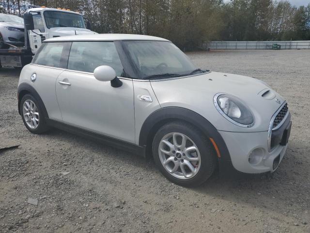 Photo 4 from auction – 2016 MINI COOPER S with VIN WMWXP7C5XG2C60821