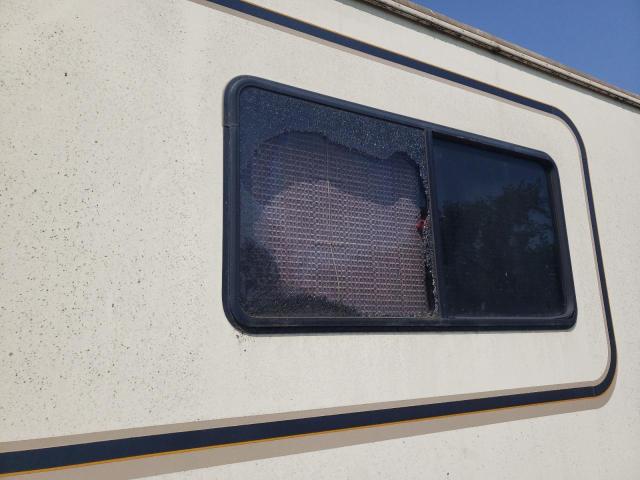 Photo 9 from auction – 1996 CHEVROLET P30 with VIN 1GBLP37N9T3305791