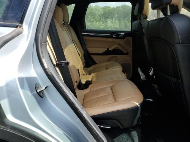 Photo 11 from auction – 2016 PORSCHE CAYENNE SE with VIN WP1AE2A26GLA64374