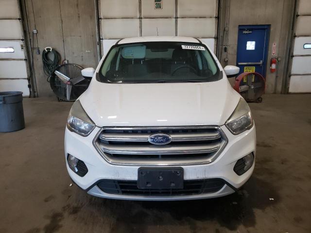Photo 5 from auction – 2017 FORD ESCAPE SE with VIN 1FMCU9GD2HUC98422