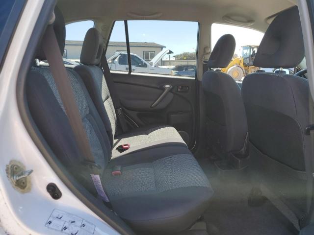 Photo 11 from auction – 2005 TOYOTA RAV4 with VIN JTEGD20V050088979