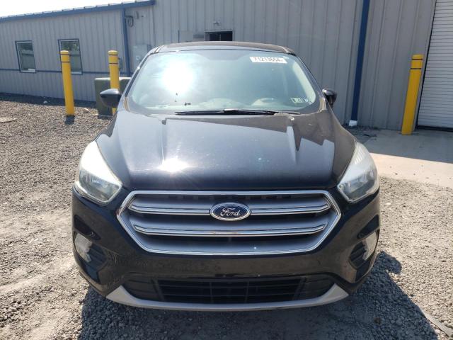 Photo 5 from auction – 2017 FORD ESCAPE SE with VIN 1FMCU9GD0HUD17260
