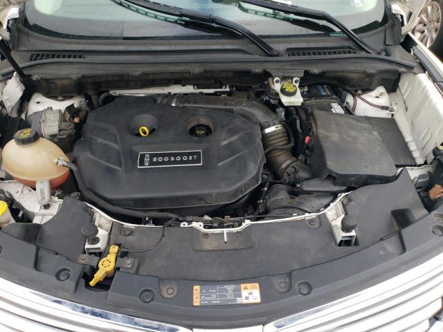 Photo 12 from auction – 2017 LINCOLN MKC SELECT with VIN 5LMCJ2D95HUL13850