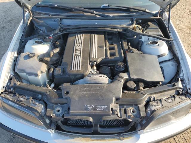 Photo 11 from auction – 2003 BMW 325 I with VIN WBAAZ33433PH35903