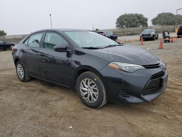 Zdjęcie 4 z aukcji – 2018 TOYOTA COROLLA L z VIN 5YFBURHEXJP829408