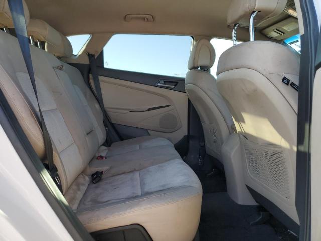 Photo 11 from auction – 2016 HYUNDAI TUCSON SE with VIN KM8J23A48GU165312