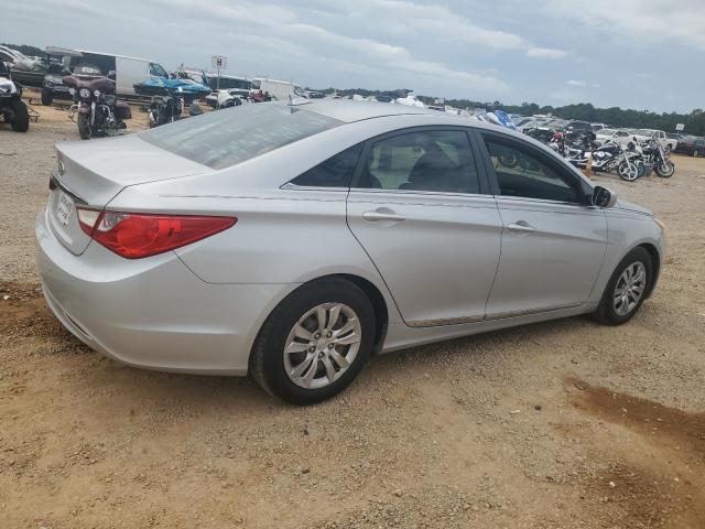 Photo 3 from auction – 2012 HYUNDAI SONATA GLS with VIN 5NPEB4AC4CH374411