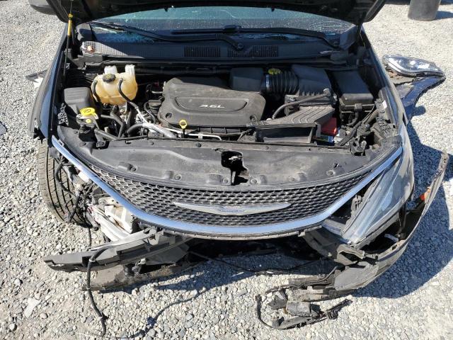 Photo 12 from auction – 2017 CHRYSLER PACIFICA L with VIN 2C4RC1GG4HR762627