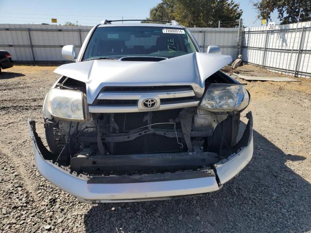 Photo 5 from auction – 2004 TOYOTA 4RUNNER SR with VIN JTEBU14R448016121