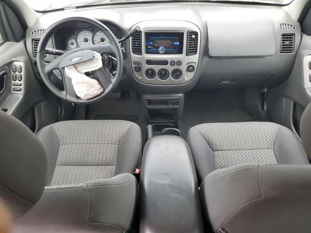 Photo 8 from auction – 2004 FORD ESCAPE XLT with VIN 1FMCU93124DA15295