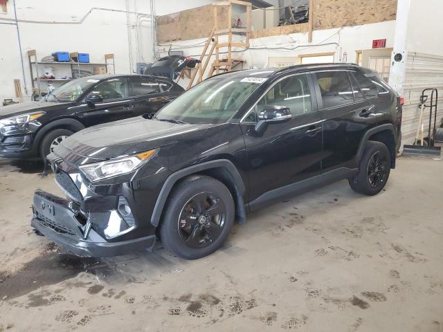 TOYOTA RAV4 XLE 2020 with VIN JTMP1RFV9LD055918 - Photo from auction