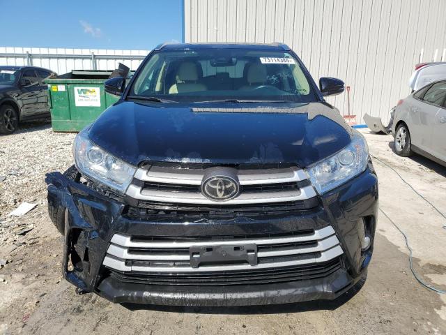 Photo 5 from auction – 2018 TOYOTA HIGHLANDER with VIN 5TDJZRFH6JS832940