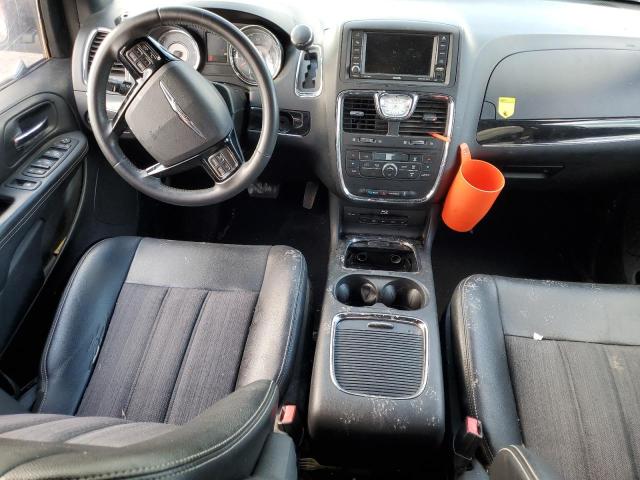 Photo 8 from auction – 2014 CHRYSLER TOWN & COU with VIN 2C4RC1HG3ER132706