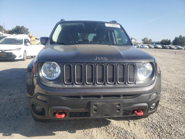Photo 5 from auction – 2017 JEEP RENEGADE T with VIN ZACCJBCB2HPG28215